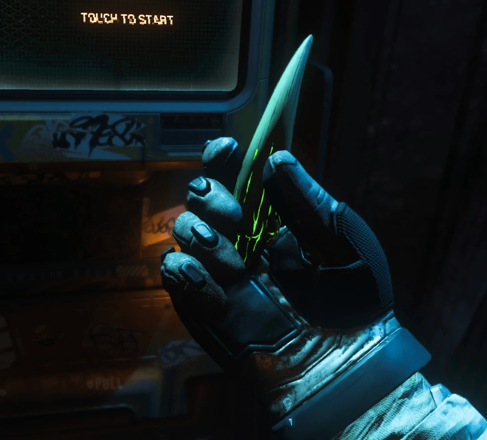Irradiated Valakkar Fang (Adult)